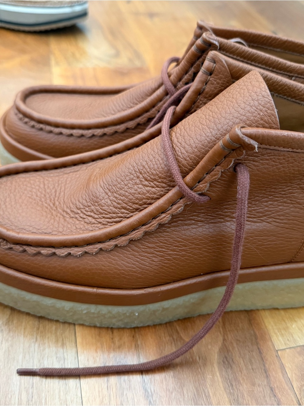 Chloe Women’s Brown Leather Casual Moc Toe Shoes - Picture 2 of 4